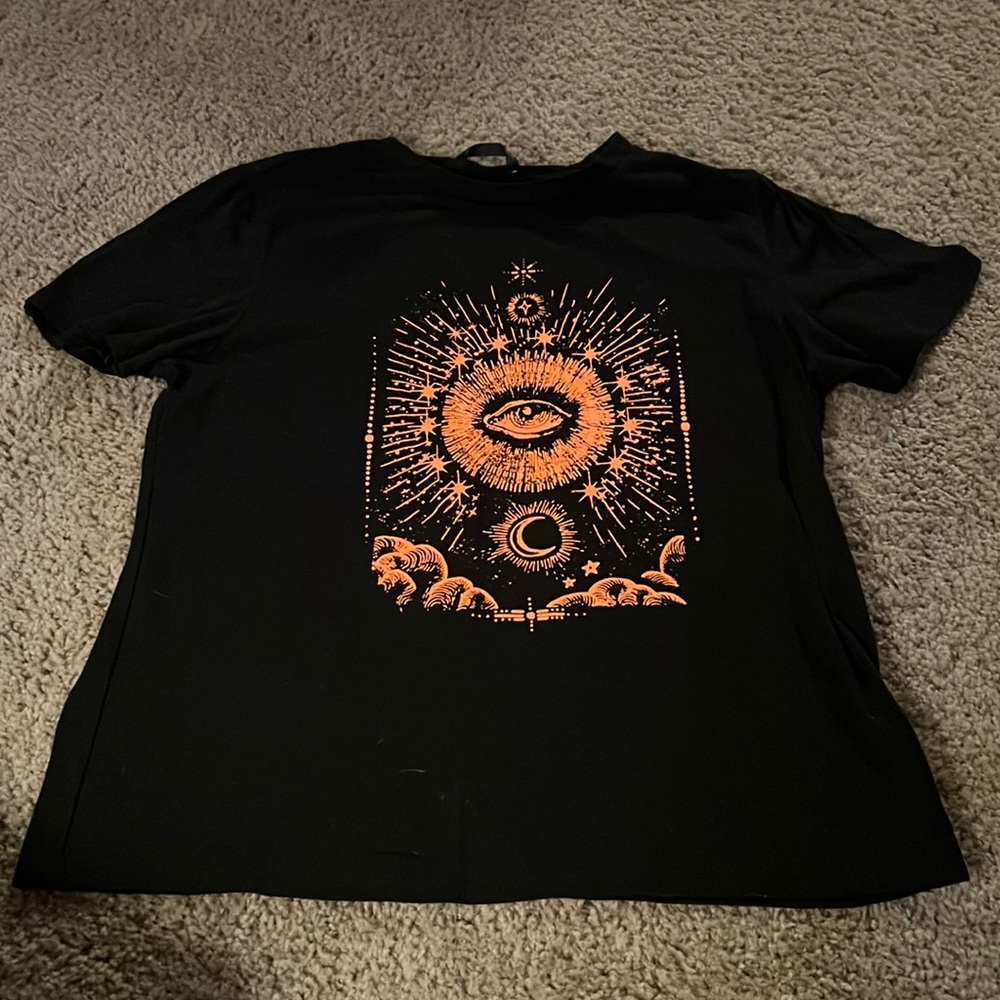Shein Size Med Tee Shirt